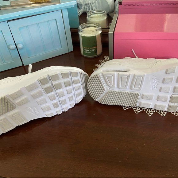 Nike air max all white - Picture 5 of 5